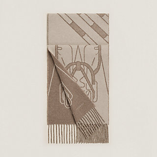 【洗練されたデザイン】HERMES Tissage Equestre muffler Lettres Equestres shawl 140 | Hermès Mainland China
